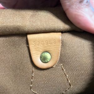 Louis Vuitton Speedy 35